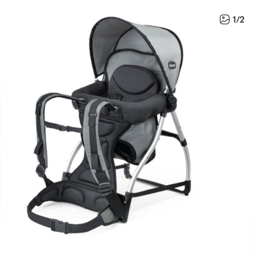 Chicco Black and Gray SmartSupport Backpack Carrier